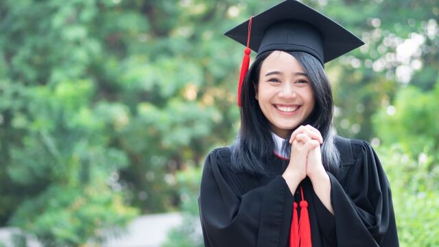Mahasiswa wisuda